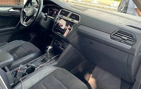 Volkswagen Tiguan II, 2021 год, 3 250 000 рублей, 15 фотография