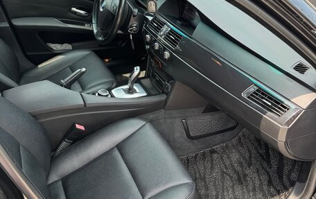 BMW 5 серия, 2007 год, 1 810 000 рублей, 10 фотография