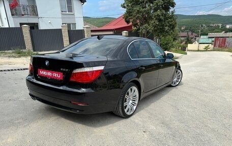 BMW 5 серия, 2007 год, 1 810 000 рублей, 4 фотография