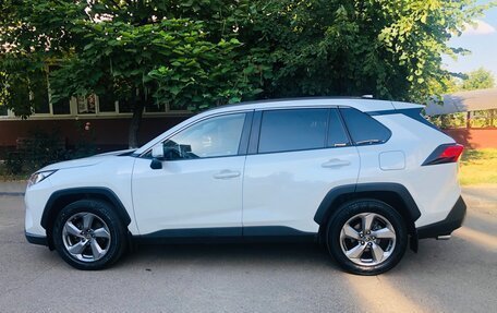 Toyota RAV4, 2020 год, 2 590 000 рублей, 17 фотография