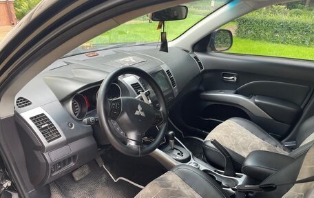 Mitsubishi Outlander III рестайлинг 3, 2008 год, 1 050 000 рублей, 5 фотография