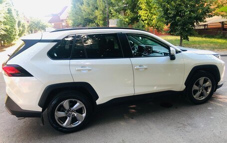 Toyota RAV4, 2020 год, 2 590 000 рублей, 20 фотография