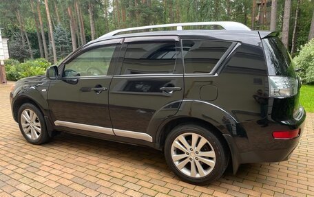 Mitsubishi Outlander III рестайлинг 3, 2008 год, 1 050 000 рублей, 18 фотография