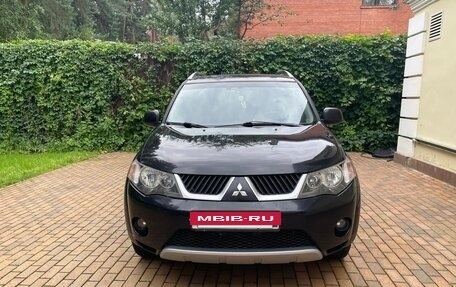 Mitsubishi Outlander III рестайлинг 3, 2008 год, 1 050 000 рублей, 14 фотография