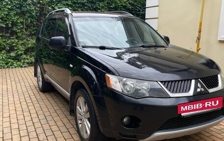 Mitsubishi Outlander III рестайлинг 3, 2008 год, 1 050 000 рублей, 27 фотография