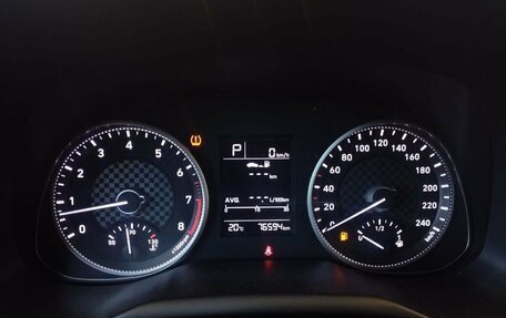Hyundai Elantra VI рестайлинг, 2020 год, 1 850 000 рублей, 9 фотография