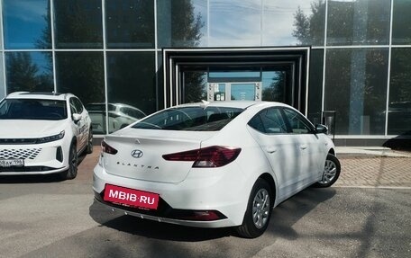 Hyundai Elantra VI рестайлинг, 2020 год, 1 850 000 рублей, 6 фотография
