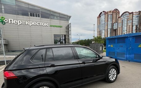 Volkswagen Tiguan II, 2020 год, 2 700 000 рублей, 4 фотография