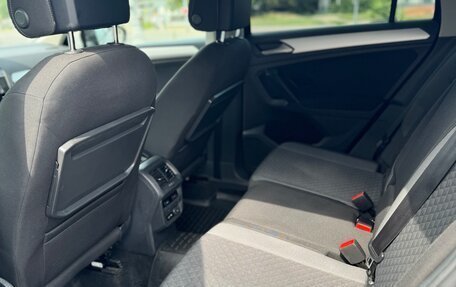 Volkswagen Tiguan II, 2020 год, 2 700 000 рублей, 11 фотография