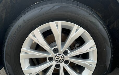 Volkswagen Tiguan II, 2020 год, 2 700 000 рублей, 13 фотография