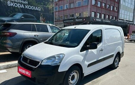 Peugeot Partner II рестайлинг 2, 2017 год, 1 599 000 рублей, 3 фотография