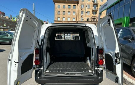 Peugeot Partner II рестайлинг 2, 2017 год, 1 599 000 рублей, 8 фотография