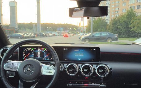 Mercedes-Benz A-Класс, 2018 год, 2 800 000 рублей, 13 фотография