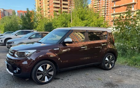 KIA Soul II рестайлинг, 2017 год, 1 830 000 рублей, 3 фотография