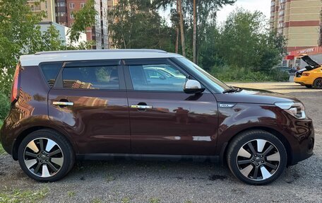 KIA Soul II рестайлинг, 2017 год, 1 830 000 рублей, 2 фотография