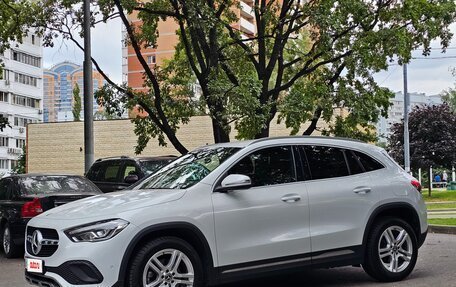 Mercedes-Benz GLA, 2020 год, 3 300 000 рублей, 2 фотография