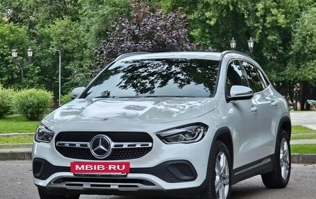 Mercedes-Benz GLA, 2020 год, 3 300 000 рублей, 9 фотография