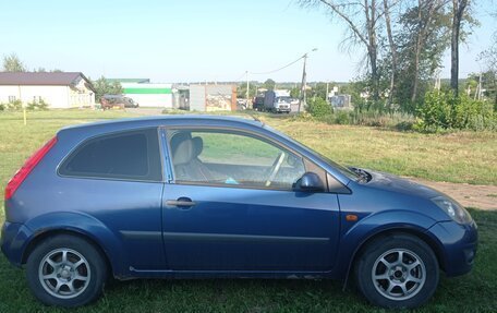 Ford Fiesta, 2007 год, 230 000 рублей, 3 фотография