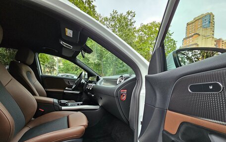 Mercedes-Benz GLA, 2020 год, 3 300 000 рублей, 15 фотография