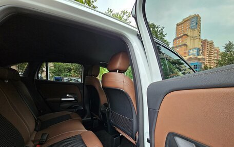 Mercedes-Benz GLA, 2020 год, 3 300 000 рублей, 19 фотография
