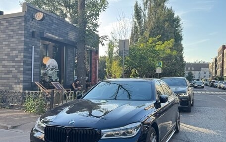 BMW 7 серия, 2016 год, 4 050 000 рублей, 5 фотография