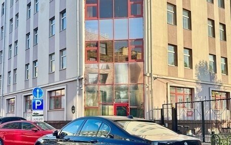 BMW 7 серия, 2016 год, 4 050 000 рублей, 6 фотография