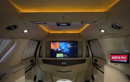 Cadillac Escalade III, 2011 год, 3 000 000 рублей, 25 фотография