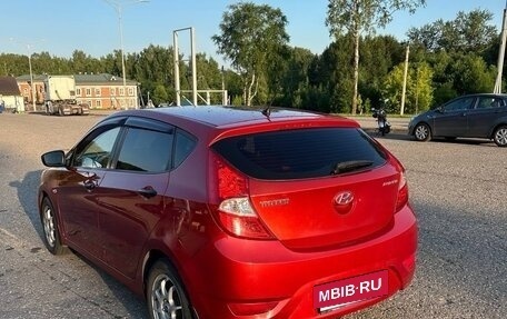Hyundai Solaris II рестайлинг, 2011 год, 530 000 рублей, 4 фотография
