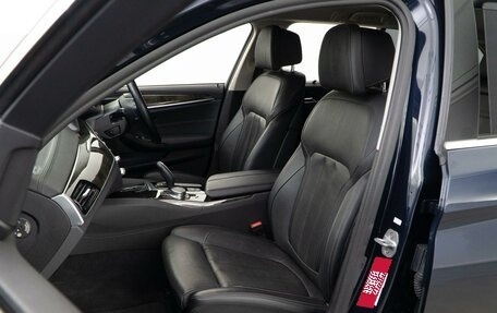 BMW 5 серия, 2018 год, 2 512 350 рублей, 8 фотография
