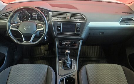 Volkswagen Tiguan II, 2021 год, 2 185 000 рублей, 9 фотография