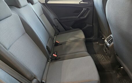 Volkswagen Tiguan II, 2021 год, 2 185 000 рублей, 13 фотография