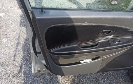 Mitsubishi Carisma I, 1998 год, 170 000 рублей, 8 фотография