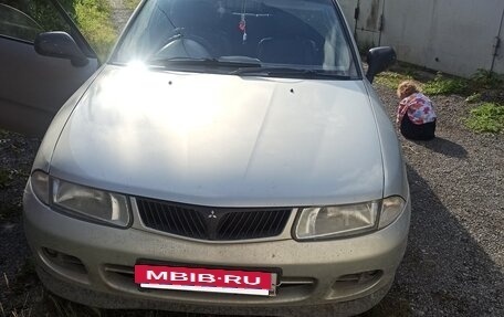 Mitsubishi Carisma I, 1998 год, 170 000 рублей, 2 фотография