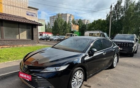 Toyota Camry, 2019 год, 2 835 000 рублей, 4 фотография