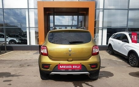 Renault Sandero II рестайлинг, 2015 год, 949 000 рублей, 6 фотография