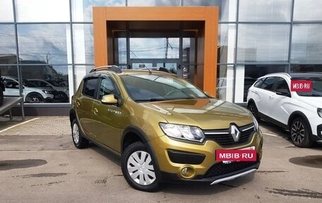 Renault Sandero II рестайлинг, 2015 год, 949 000 рублей, 3 фотография