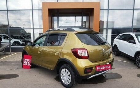 Renault Sandero II рестайлинг, 2015 год, 949 000 рублей, 7 фотография