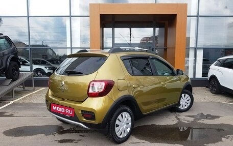 Renault Sandero II рестайлинг, 2015 год, 949 000 рублей, 5 фотография