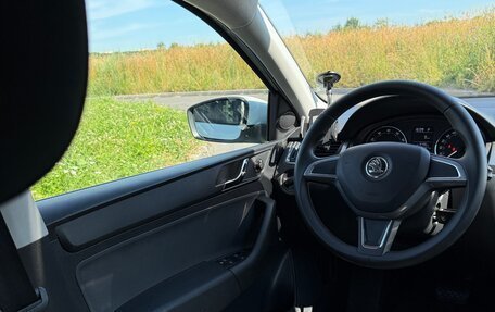 Skoda Rapid I, 2014 год, 1 400 000 рублей, 14 фотография