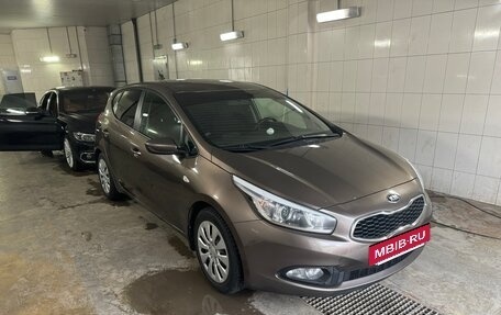 KIA cee'd III, 2014 год, 1 050 000 рублей, 4 фотография
