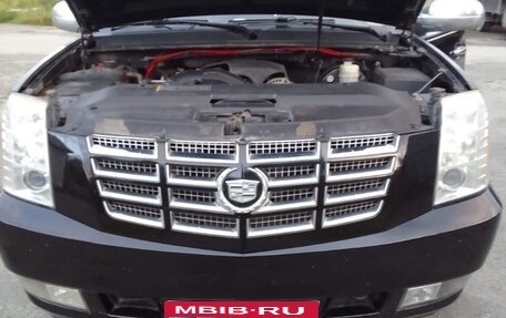 Cadillac Escalade III, 2008 год, 1 700 000 рублей, 4 фотография