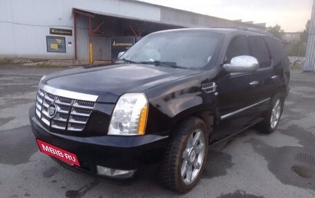Cadillac Escalade III, 2008 год, 1 700 000 рублей, 8 фотография
