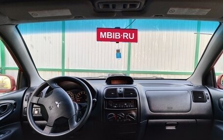 Mitsubishi Space Star I рестайлинг, 2004 год, 320 000 рублей, 11 фотография