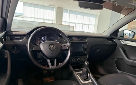 Skoda Octavia, 2018 год, 1 560 000 рублей, 17 фотография