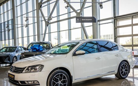 Volkswagen Passat B7, 2012 год, 1 198 000 рублей, 3 фотография