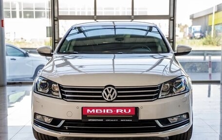 Volkswagen Passat B7, 2012 год, 1 198 000 рублей, 2 фотография