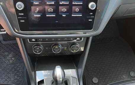 Volkswagen Tiguan II, 2018 год, 2 150 000 рублей, 6 фотография