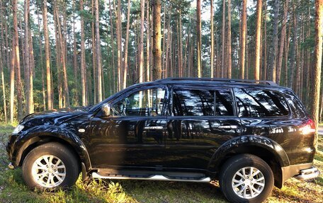 Mitsubishi Pajero Sport II рестайлинг, 2015 год, 2 600 000 рублей, 5 фотография