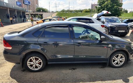 Volkswagen Polo VI (EU Market), 2012 год, 680 000 рублей, 2 фотография