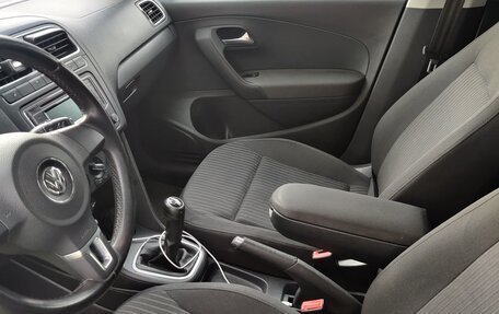 Volkswagen Polo VI (EU Market), 2012 год, 680 000 рублей, 11 фотография